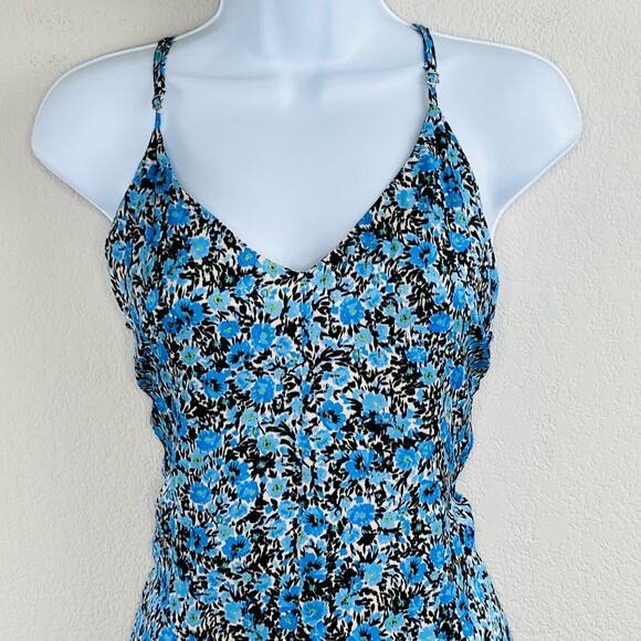 TopShop Blue Black Floral Sleeveless Tie Back V-Neck Shorts Romper 4/Small NWT - Picture 5 of 13
